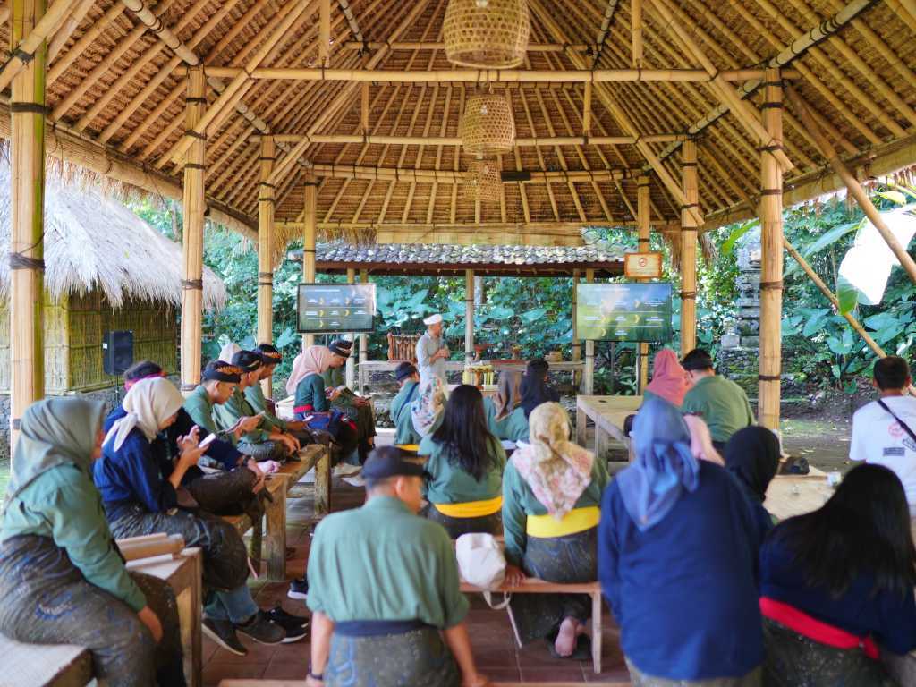 Gallery capacity_building_menuju_desa_wisata_mandiri_dan_berkelanjutan