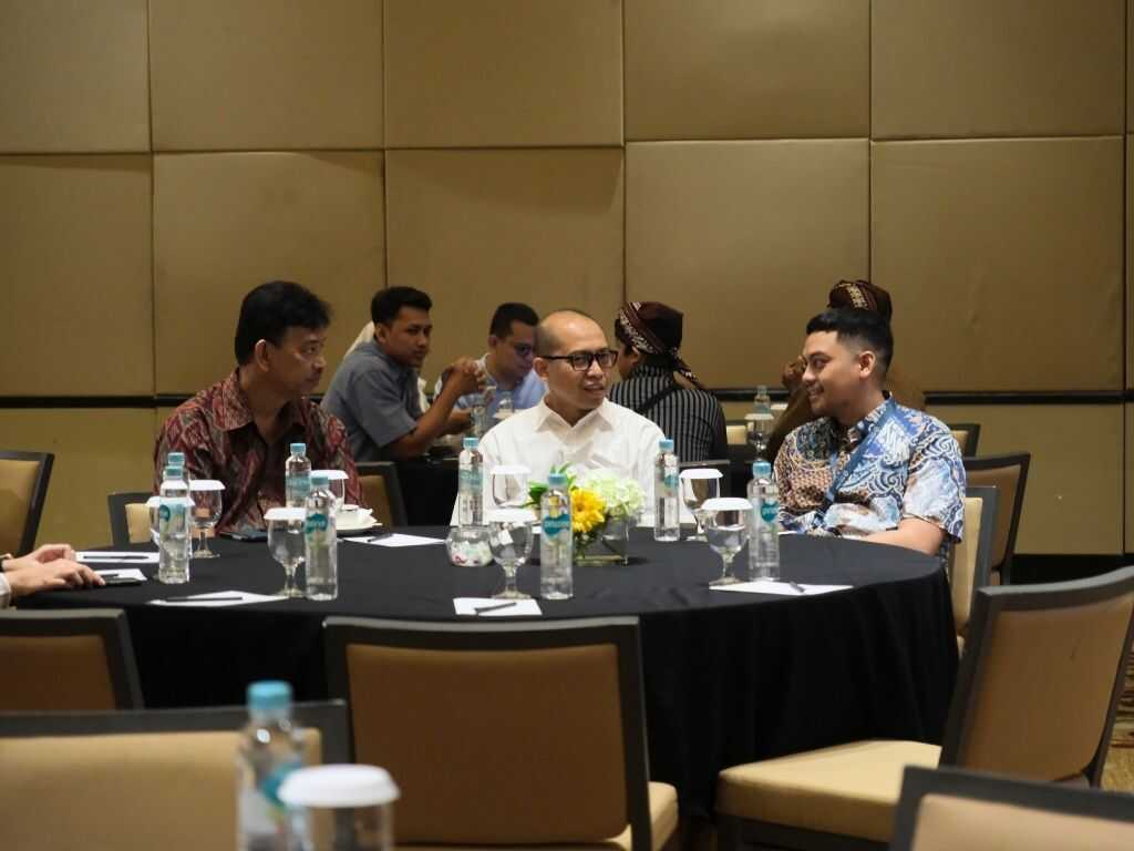 Gallery kompetisi_inovasi_model_bisnis_desa_wisata_kreatif_unggul