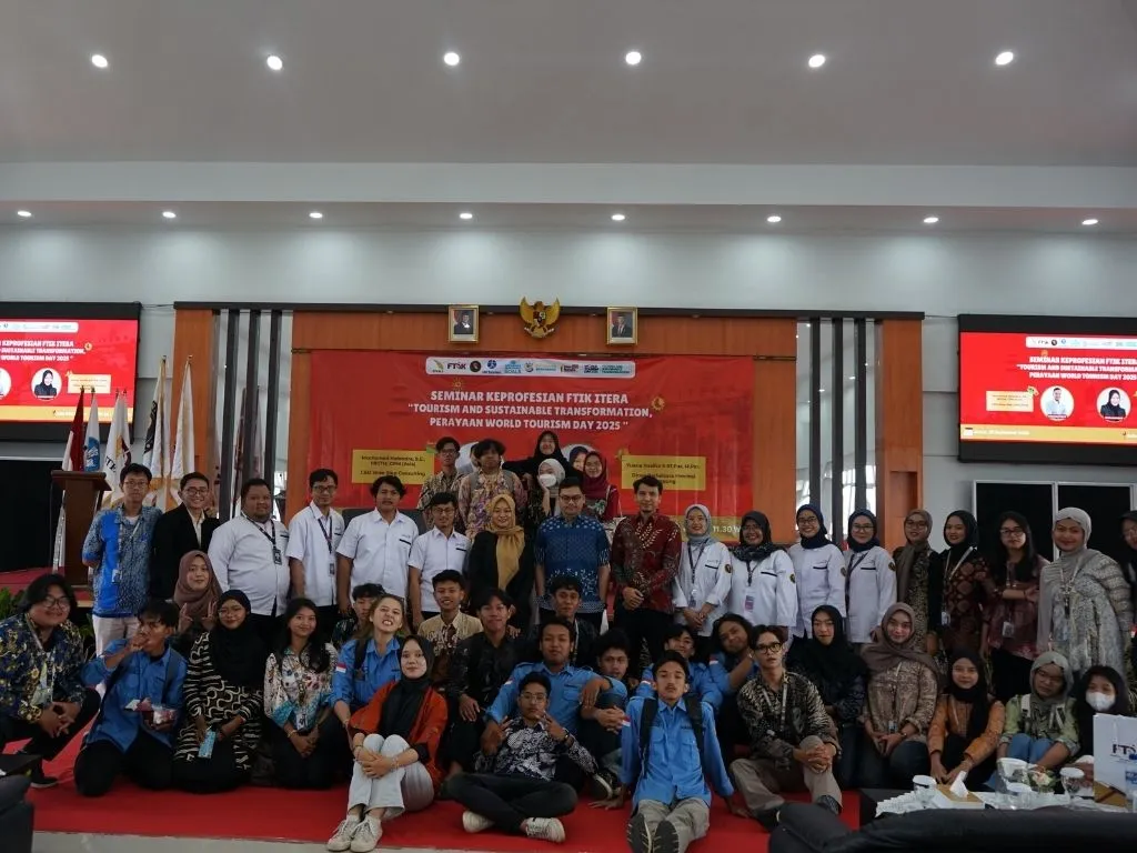 Seminar Keprofesian FTIK ITERA