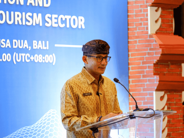 Gallery Exploring Best Practices of Decarbonization and Climate Action in Tourism Sector