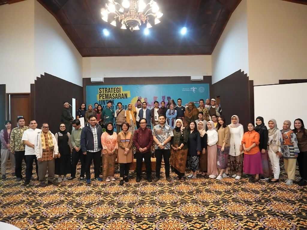 Gallery kegiatan_diskusi_kelompok_terpumpun_terkait_penyusunandokumen_strategi_pemasaran_tahun_2025