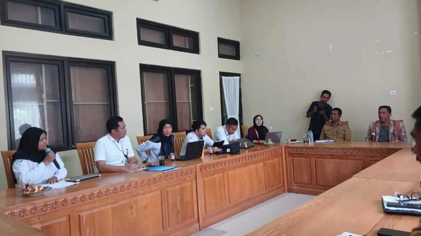 Preliminary Report on LAUTRA Alternative Livelihoods proyek_wsc_alternatif_mata_pencaharian_lautra