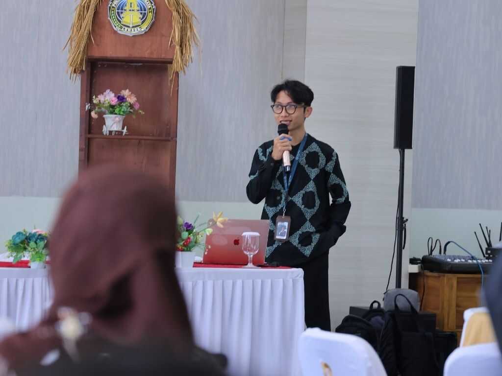 Memperkuat Pariwisata Berkelanjutan Melalui Prinsip BGCE poltekpar_lombok_in_house_training_batch_1