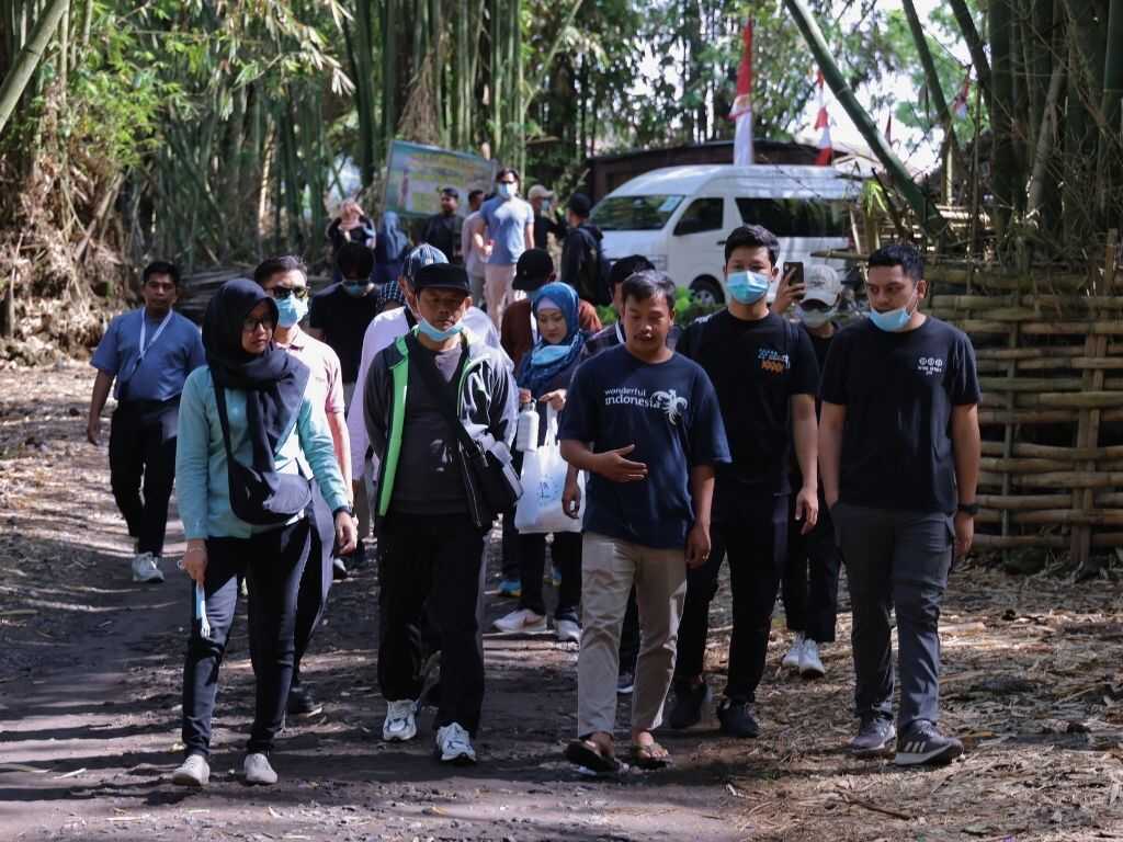 Memperkuat Pariwisata Berkelanjutan Melalui Prinsip BGCE poltekpar_lombok_in_house_training_batch_1