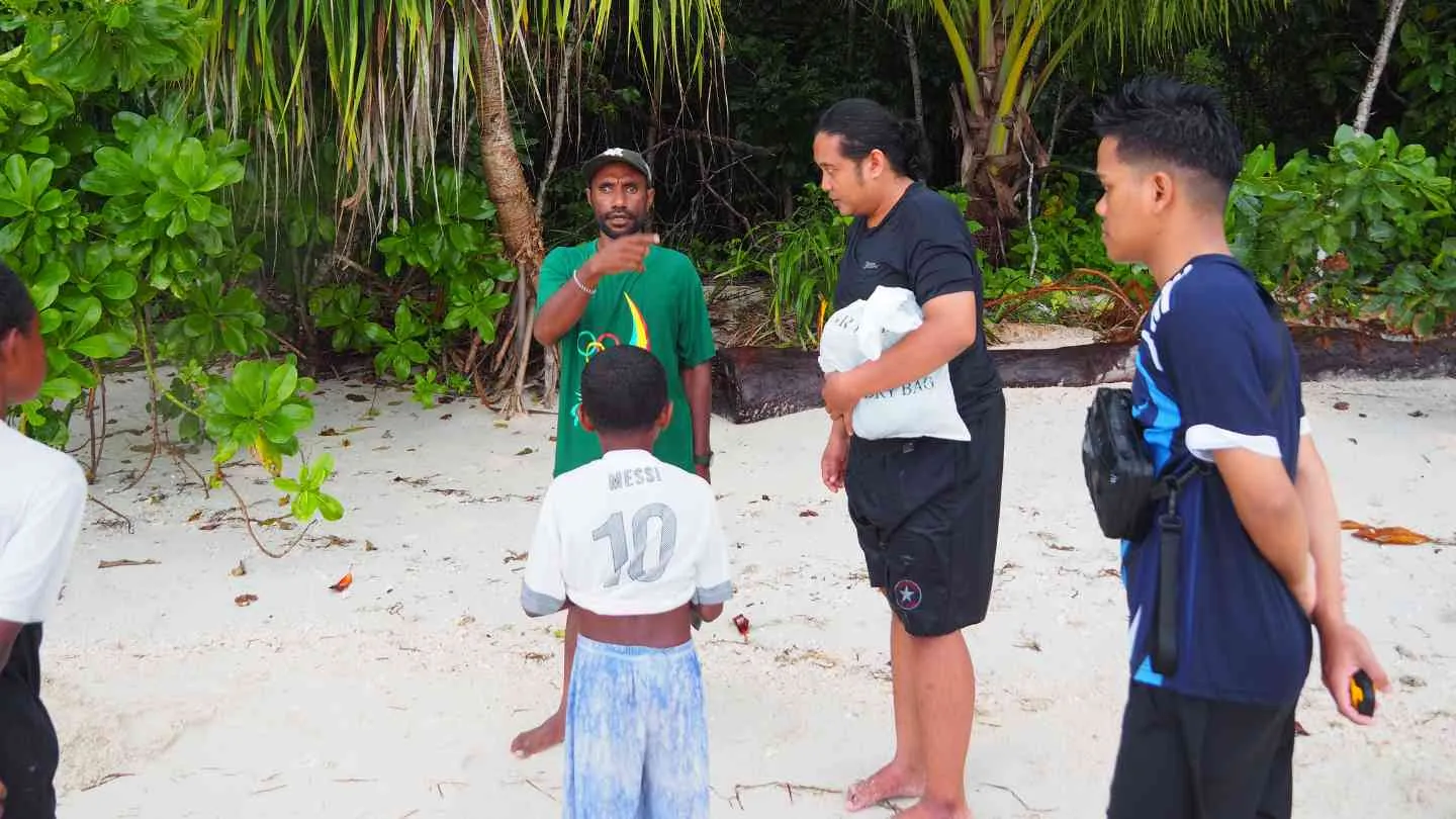 proyek_stidu_kelayakan_ekowisata_di_fakfak