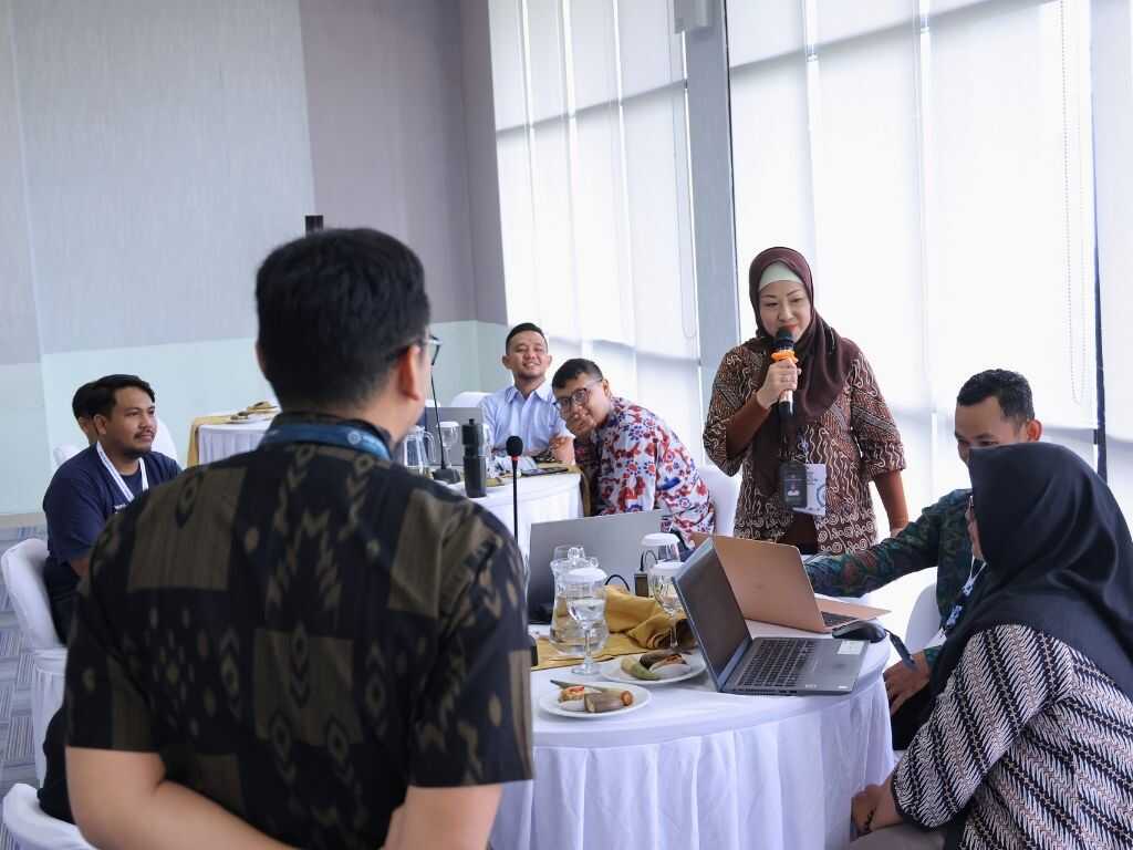 Memperkuat Pariwisata Berkelanjutan Melalui Prinsip BGCE poltekpar_lombok_in_house_training_batch_1